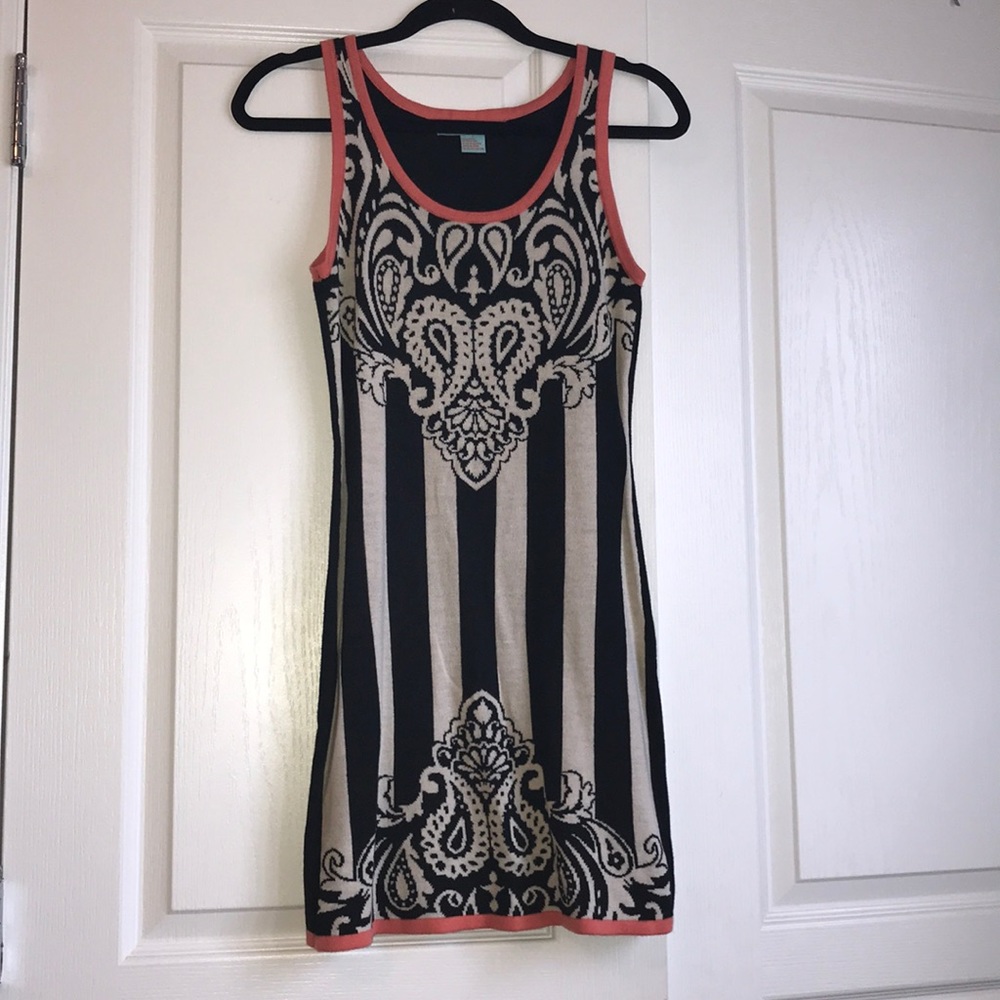 Black and cream knitted striped dress.